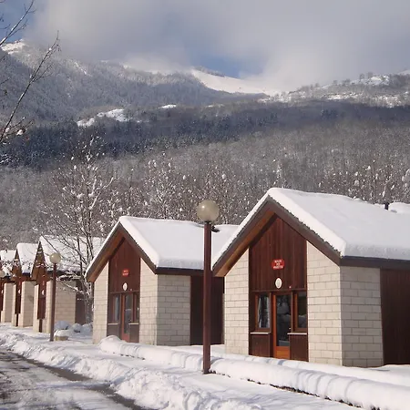 Le Pas De L'ours Aston