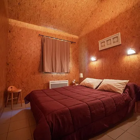 Le Pas De L'ours Vakantiepark Aston